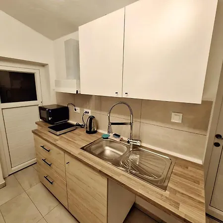 Apartment Centar Zadarska Pula