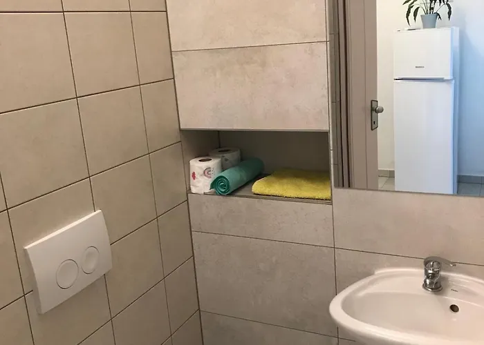 Centar Zadarska * 普拉